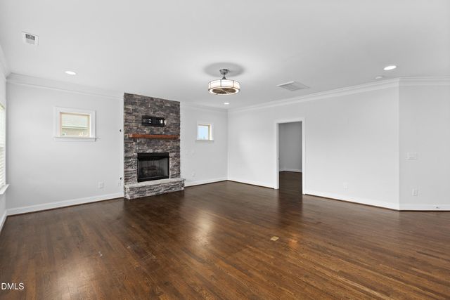 8010 Northwest Meadows Drive, Stokesdale, NC 27357