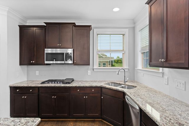 8010 Northwest Meadows Drive, Stokesdale, NC 27357