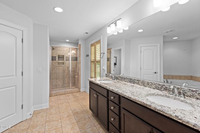 8010 Northwest Meadows Drive, Stokesdale, NC 27357