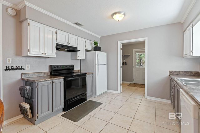 5366 E Scanlan Way, Satsuma, AL 36572