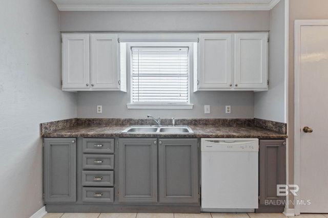 5366 E Scanlan Way, Satsuma, AL 36572