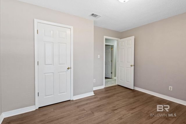 5366 E Scanlan Way, Satsuma, AL 36572