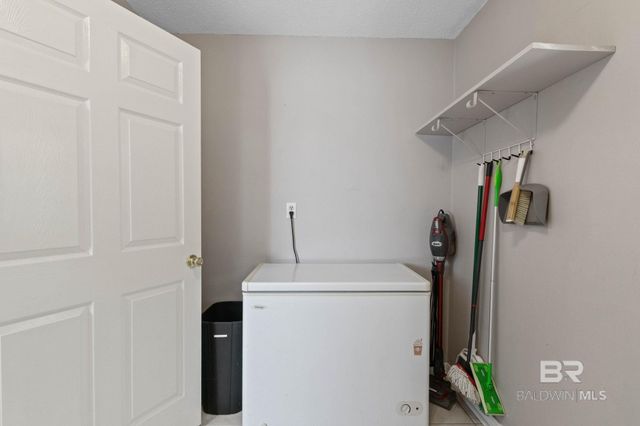 5366 E Scanlan Way, Satsuma, AL 36572