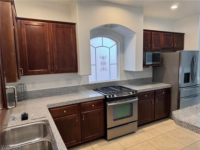 6339 Sharp Rock Court, Las Vegas, NV 89139