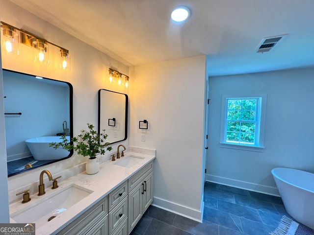 6751 Davidson Court, Lithonia, GA 30058