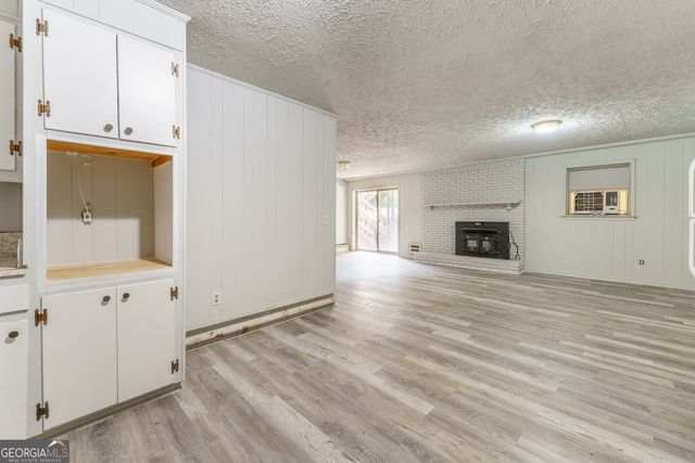 4918 Old Cornelia Highway, Lula, GA 30554