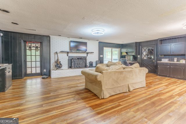 4918 Old Cornelia Highway, Lula, GA 30554