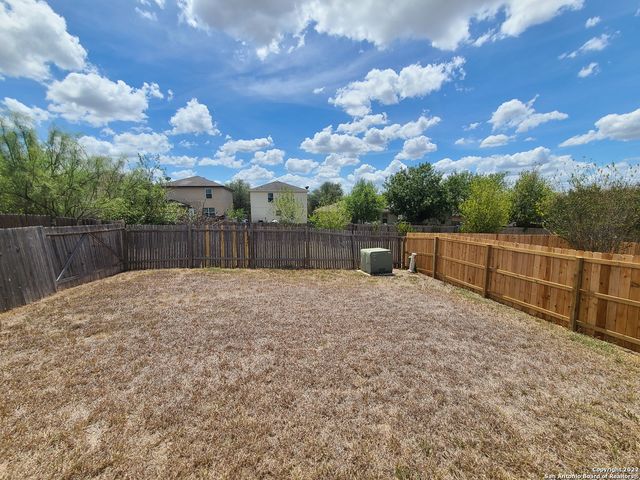 5623 Red Canyon, San Antonio, TX 78252