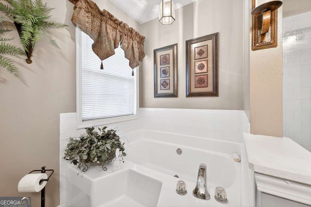 904 Pointers Way, Lawrenceville, GA 30043