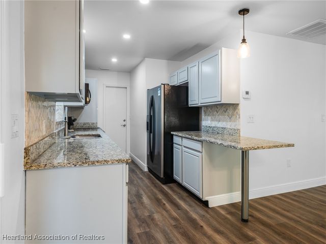 1521 Cedarbrook Street, Lake Placid, FL 33852