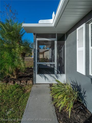 1521 Cedarbrook Street, Lake Placid, FL 33852