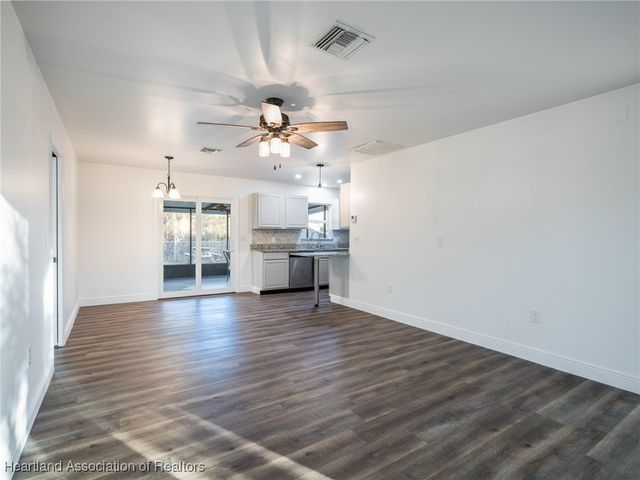 1521 Cedarbrook Street, Lake Placid, FL 33852