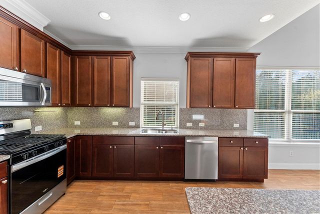 122 Wood Drake Place, Tomball, TX 77375