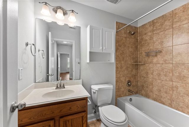 122 Wood Drake Place, Tomball, TX 77375