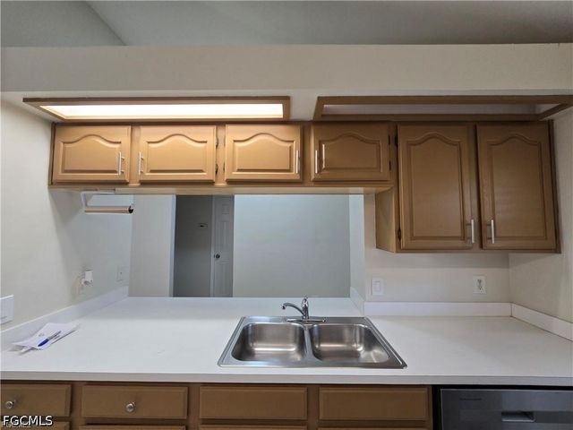 4815 Triton CT E 11, Cape Coral, FL 33904