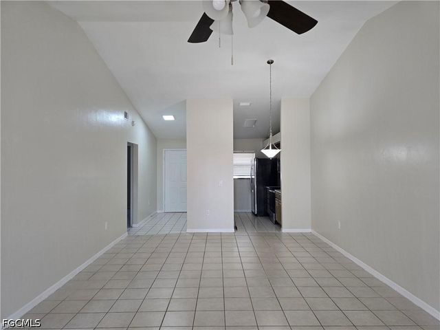 4815 Triton CT E 11, Cape Coral, FL 33904