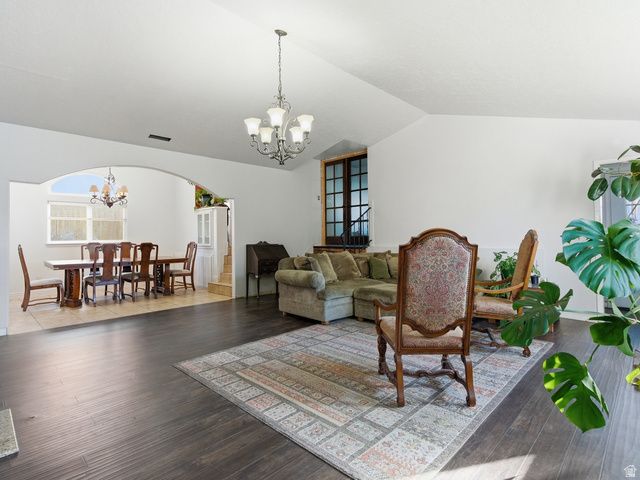 990 E CEDAR AVE, Provo, UT 84604