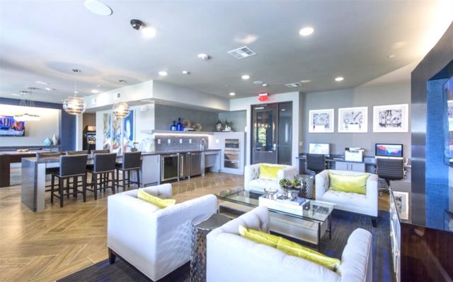 2910 Milam St Street 1502, Houston, TX 77006