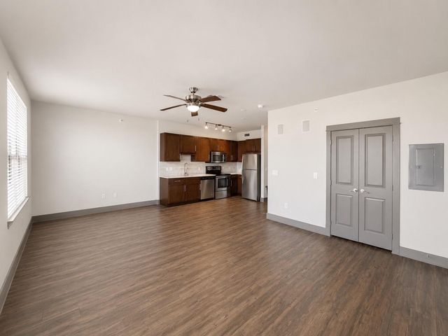 2910 Milam St Street 1502, Houston, TX 77006