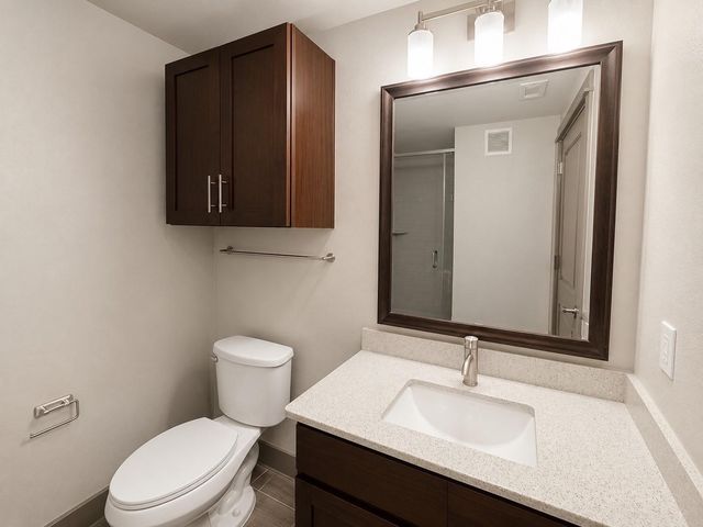 2910 Milam St Street 1502, Houston, TX 77006