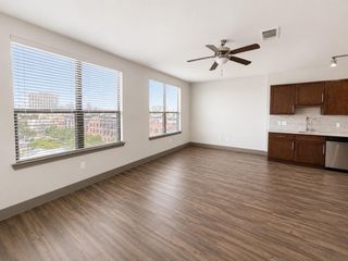 2910 Milam St Street 1502, Houston, TX 77006