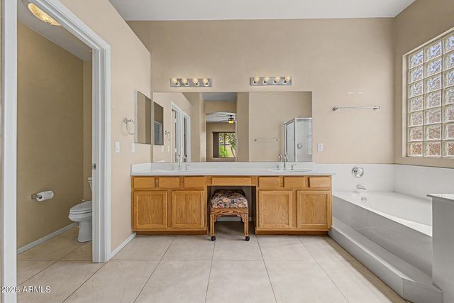 7990 W YUKON Drive, Peoria, AZ 85382