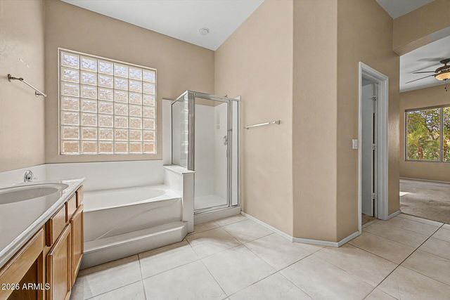 7990 W YUKON Drive, Peoria, AZ 85382