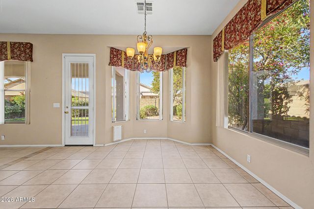 7990 W YUKON Drive, Peoria, AZ 85382