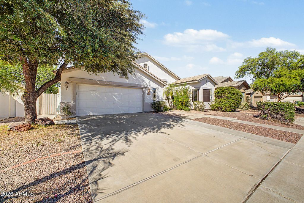 7990 W YUKON Drive, Peoria, AZ 85382 — photo 2
