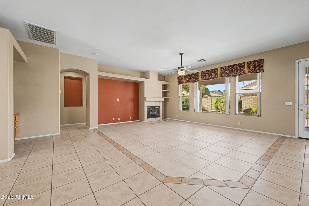 7990 W YUKON Drive, Peoria, AZ 85382 — photo 5
