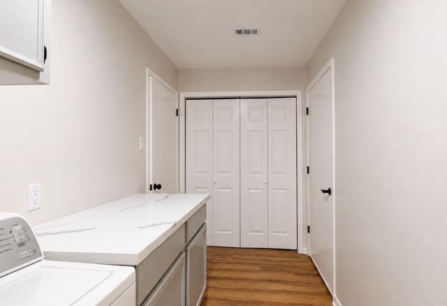 13638 Greenridge Drive, Sugar Land, TX 77498