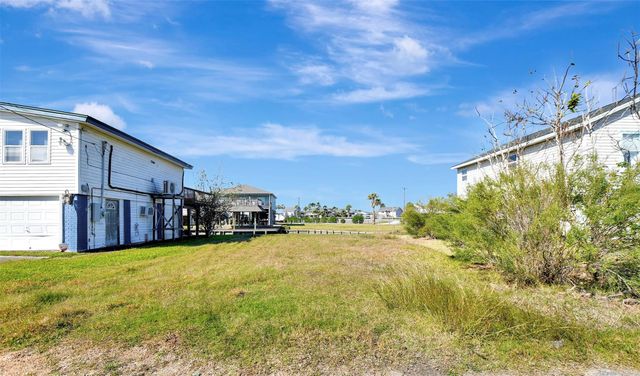 74 Bayou Vista Dr, Bayou Vista, TX 77563
