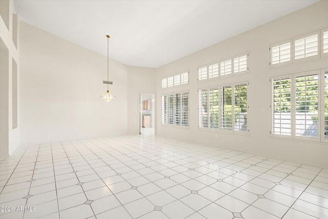 1702 E Sheena Drive, Phoenix, AZ 85022