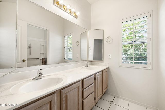 1702 E Sheena Drive, Phoenix, AZ 85022