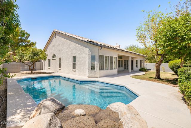 1702 E Sheena Drive, Phoenix, AZ 85022