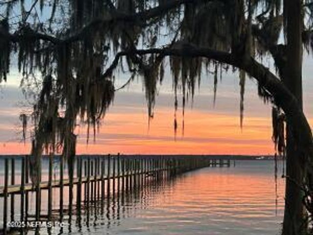 141 OAKMOSS Drive, St. Johns, FL 32259