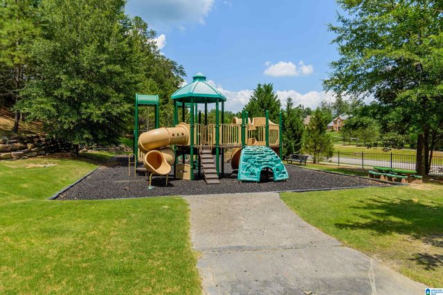 7055 LAKE RUN DRIVE, Vestavia Hills, AL 35242