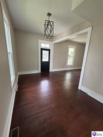 302 Central Avenue, Elizabethtown, KY 42701