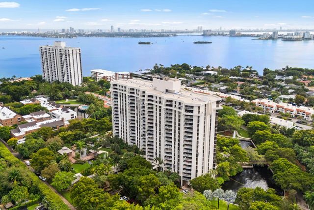 1000 Quayside Terrace 408, Miami, FL 33138