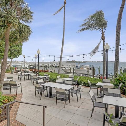 1000 Quayside Terrace 408, Miami, FL 33138