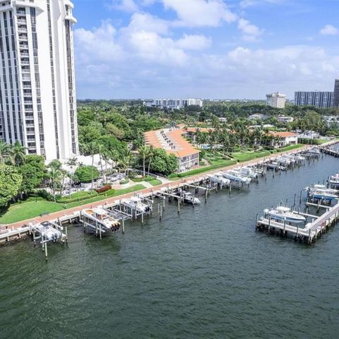 1000 Quayside Terrace 408, Miami, FL 33138