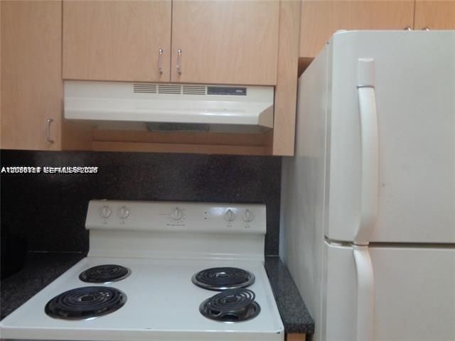 16150 NE 21st Ave 6, North Miami Beach, FL 33162