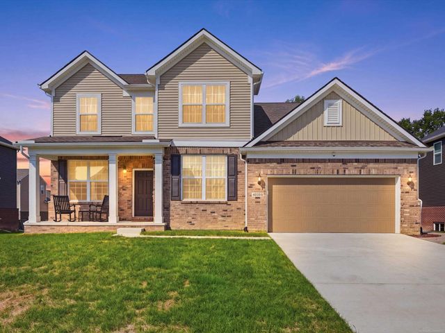 49499 Hummel Drive, Macomb Twp, MI 48044