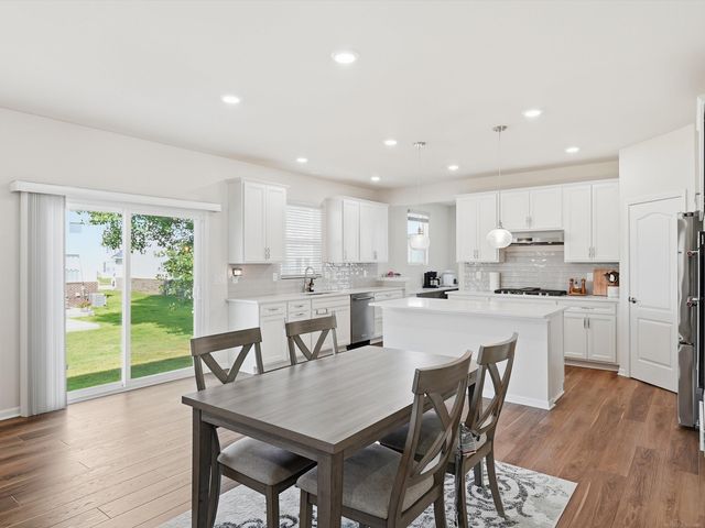 49499 Hummel Drive, Macomb Twp, MI 48044