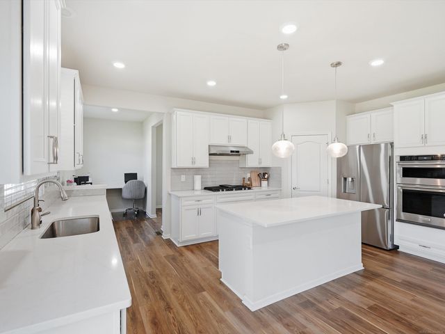 49499 Hummel Drive, Macomb Twp, MI 48044