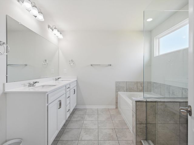 49499 Hummel Drive, Macomb Twp, MI 48044