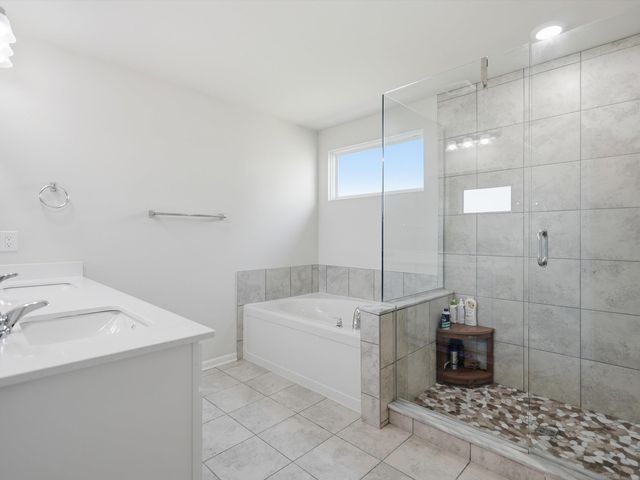 49499 Hummel Drive, Macomb Twp, MI 48044