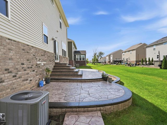 49499 Hummel Drive, Macomb Twp, MI 48044