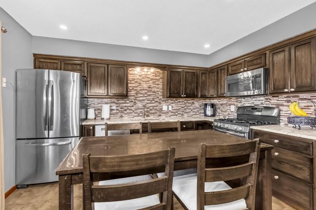 1738 Palisade Circle, Eagan, MN 55122