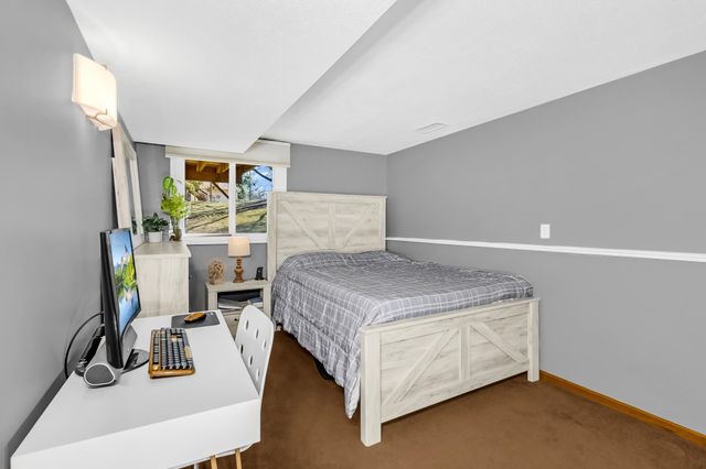 1738 Palisade Circle, Eagan, MN 55122